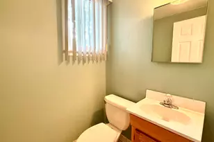 30215 Stockton Ave, Farmington Hills, MI 48336 - Photo 15