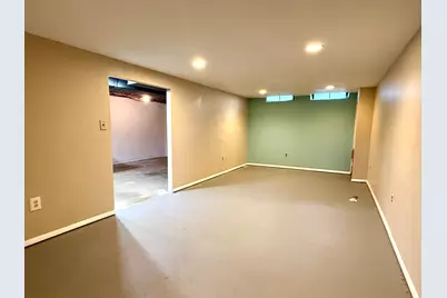 30215 Stockton Avenue, Farmington Hills, MI 48336 - Photo 23