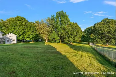 11152 Southbrook Drive, Ceresco, MI 49033 - Photo 9