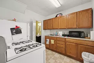 972 Michigan Ave, Adrian, MI 49221 - Photo 9