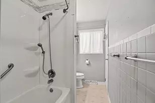 284 W Morgan Ave W, Battle Creek, MI 49037 - Photo 13