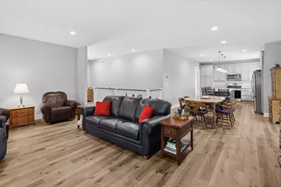 556 N Shore Drive #14, South Haven, MI 49090 - Photo 5
