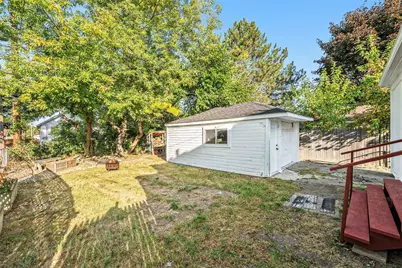 23735 Donald Avenue, Eastpointe, MI 48021 - Photo 11