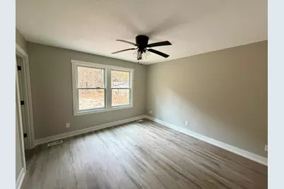 2245 Macarthur Road, Muskegon, MI 49442 - Photo 7