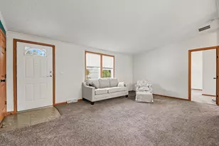 3524 Cloverfield Dr, Cedar Springs, MI 49319 - Photo 7