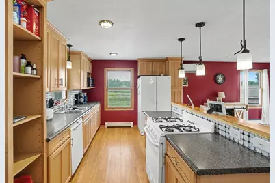 10457 S Gordon Avenue, Grant, MI 49327 - Photo 9
