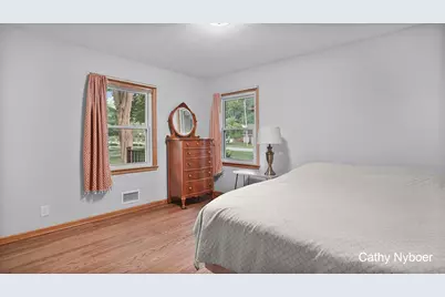 3860 Ivanrest Avenue SW, Grandville, MI 49418 - Photo 13