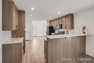 1283 E Ellis Rd, Norton Shores, MI 49441 - Photo 5