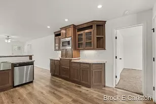 1283 E Ellis Rd, Norton Shores, MI 49441 - Photo 7