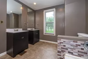 4960 Paw Paw Lake Rd, Coloma, MI 49038 - Photo 19