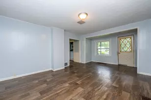 4960 Paw Paw Lake Rd, Coloma, MI 49038 - Photo 7