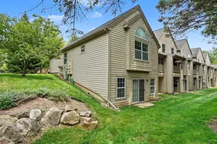 106 Village Pl Dr, Chelsea, MI 48118 - Photo 19