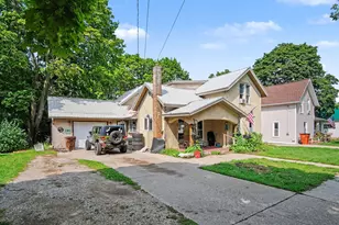 717 S Broas St, Belding, MI 48809 - Photo 1