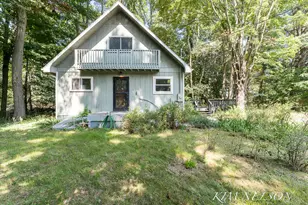 6101 S Shore Dr, Whitehall, MI 49461 - Photo 9
