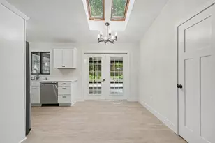 1312 Gladstone Dr SE, Grand Rapids, MI 49506 - Photo 7