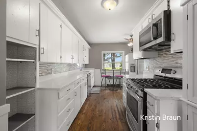 4078 Highgate Road, Norton Shores, MI 49441 - Photo 5