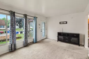 18286 Denby St, Bedford, MI 48240 - Photo 5