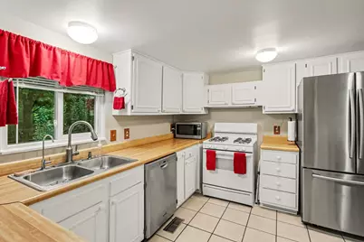 3219 West Street, Milford, MI 48380 - Photo 11