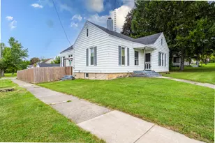 6655 E Main St, Eau Claire, MI 49111 - Photo 1