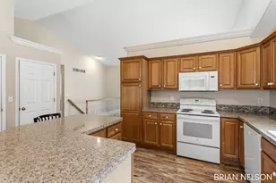 14462 Twin Oaks St, Holland, MI 49424 - Photo 15