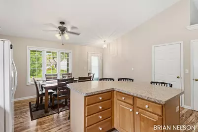 14462 Twin Oaks Street, Holland, MI 49424 - Photo 13