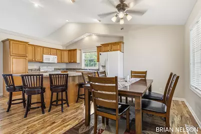 14462 Twin Oaks Street, Holland, MI 49424 - Photo 17