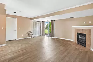 7365 Maplelawn Dr, Ypsilanti, MI 48197 - Photo 7