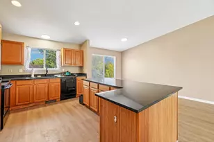 7365 Maplelawn Dr, Ypsilanti, MI 48197 - Photo 11