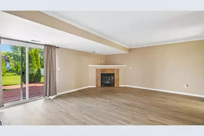 7365 Maplelawn Drive, Ypsilanti, MI 48197 - Photo 5