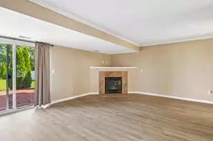 7365 Maplelawn Dr, Ypsilanti, MI 48197 - Photo 5