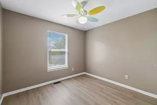 7365 Maplelawn Dr, Ypsilanti, MI 48197 - Photo 27