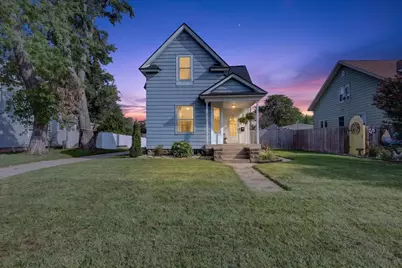 307 W Washington Avenue, Zeeland, MI 49464 - Photo 1