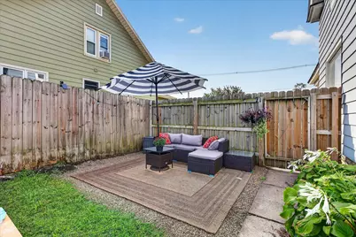 307 W Washington Avenue, Zeeland, MI 49464 - Photo 11
