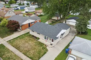 8234 Holly Dr, Canton, MI 48187 - Photo 33