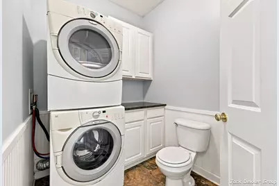 509 Hunters Run Circle, Holland, MI 49423 - Photo 29