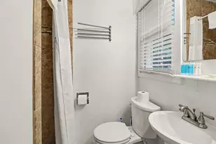 414 E Ludington Ave, Ludington, MI 49431 - Photo 19
