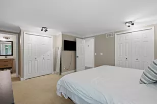 21542 Beauford Ct, Farmington Hills, MI 48167 - Photo 25
