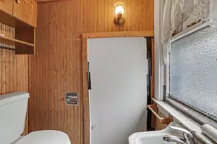 909 Clinton Ave, Kalamazoo, MI 49001 - Photo 13