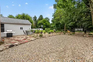 204 South St, Jonesville, MI 49250 - Photo 31