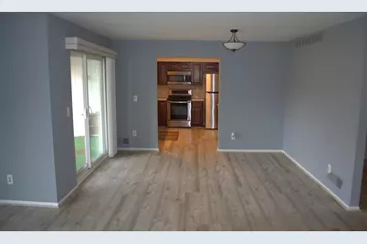 30831 Hunters #23, Farmington Hills, MI 48334 - Photo 5