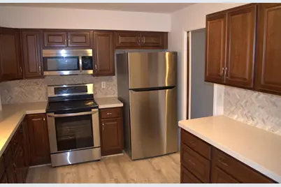30831 Hunters #23, Farmington Hills, MI 48334 - Photo 7