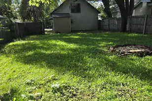 1918 Franklin St, Muskegon, MI 49441 - Photo 37