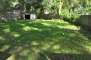1918 Franklin St, Muskegon, MI 49441 - Photo 5
