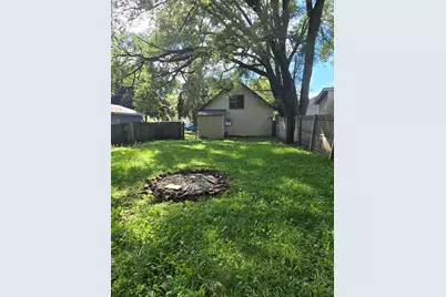 1918 Franklin Street, Muskegon, MI 49441 - Photo 3