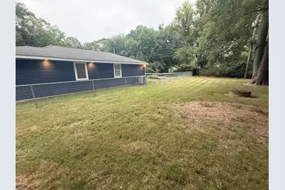 363 Searles Avenue, Benton Harbor, MI 49022 - Photo 13