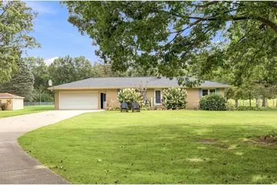 9557 Cleveland Avenue, Baroda, MI 49101 - Photo 3