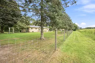 9557 Cleveland Ave, Baroda, MI 49101 - Photo 43