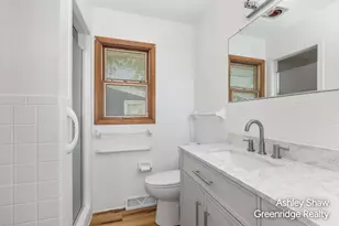 750 Pine Ave, Holland, MI 49423 - Photo 13