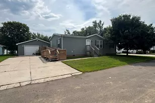 3835 Kingsridge St, Jackson, MI 49201 - Photo 1