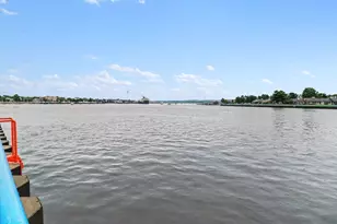 304 S Ferry St, Ludington, MI 49431 - Photo 29